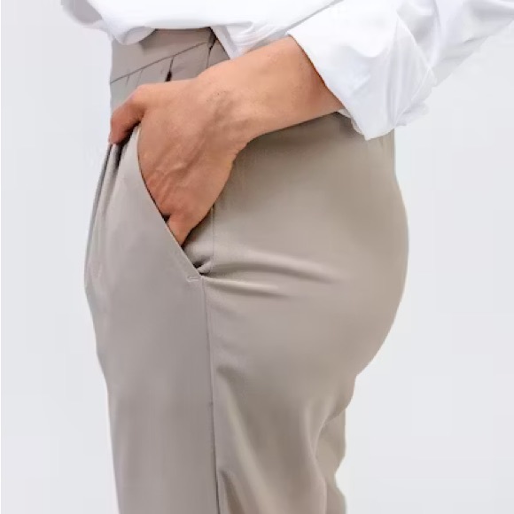 Ministry of Supply Swift Drape Pants, Taupe, Size 18 - Picture 5 of 7